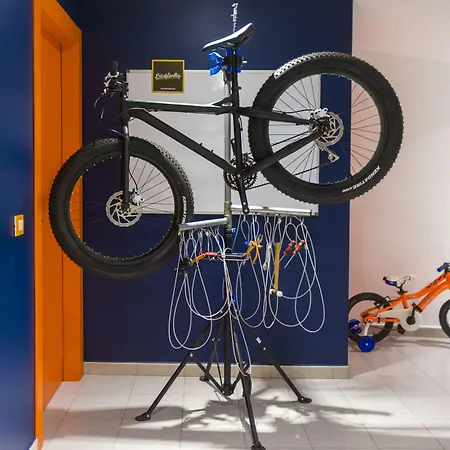 Resotel Hotel Villares de la Reina