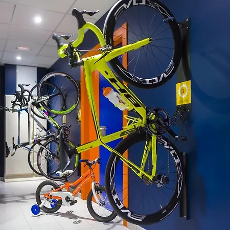 Resotel Villares de la Reina