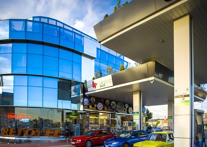 Resotel Hotel Villares de la Reina